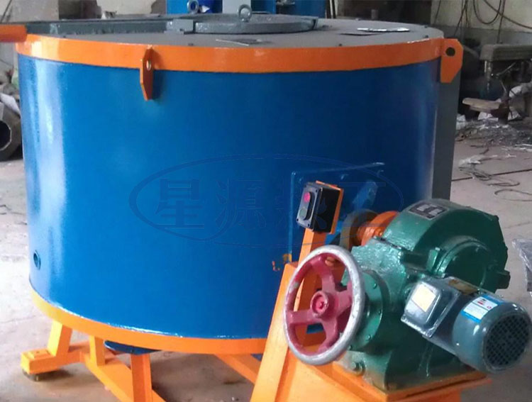 Aluminium alloy melting furnace